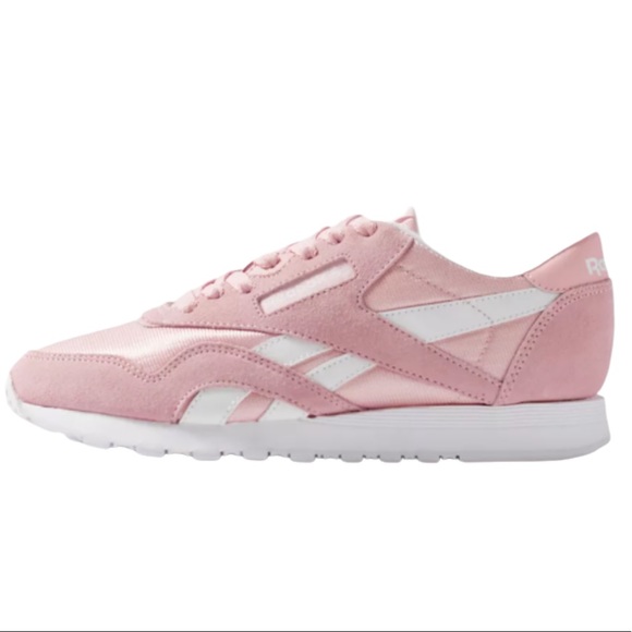 Reebok Shoes - Reebok Classic Nylon Sneaker NEW 👟⭐️